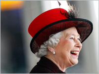 London,,England,-,March,14,,2008:,Her,Royal,Highness,Queen